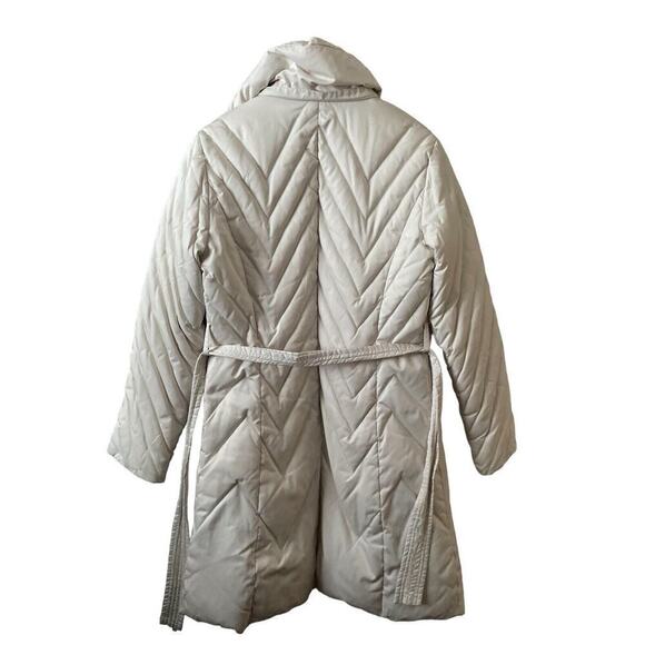 Women’s Nine West Long White Hooded Down Filled Coat Size small - Picture 3 of 12